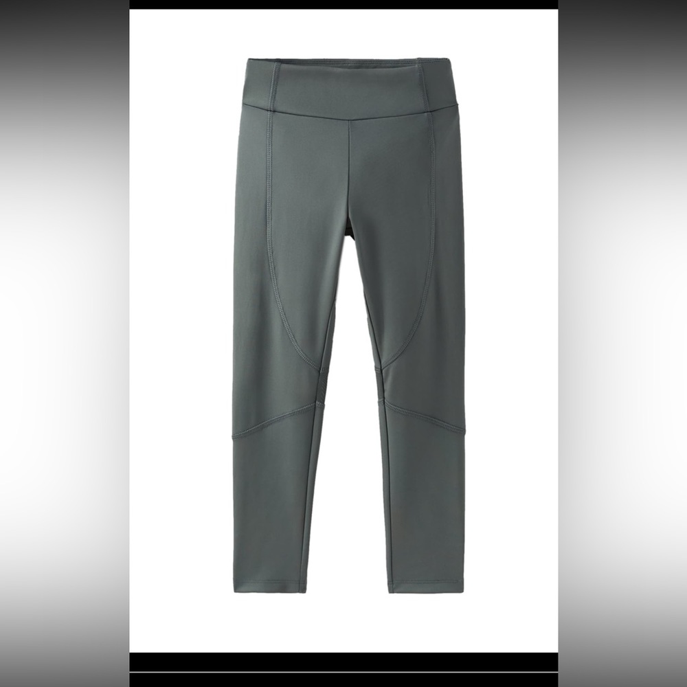 NWOT Gray Leggings size 8-9